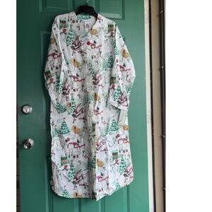 Daisy Kingdom small ladies holiday sleep shirt